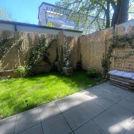 Garden Place Apartment ワルシャワ エクステリア 写真