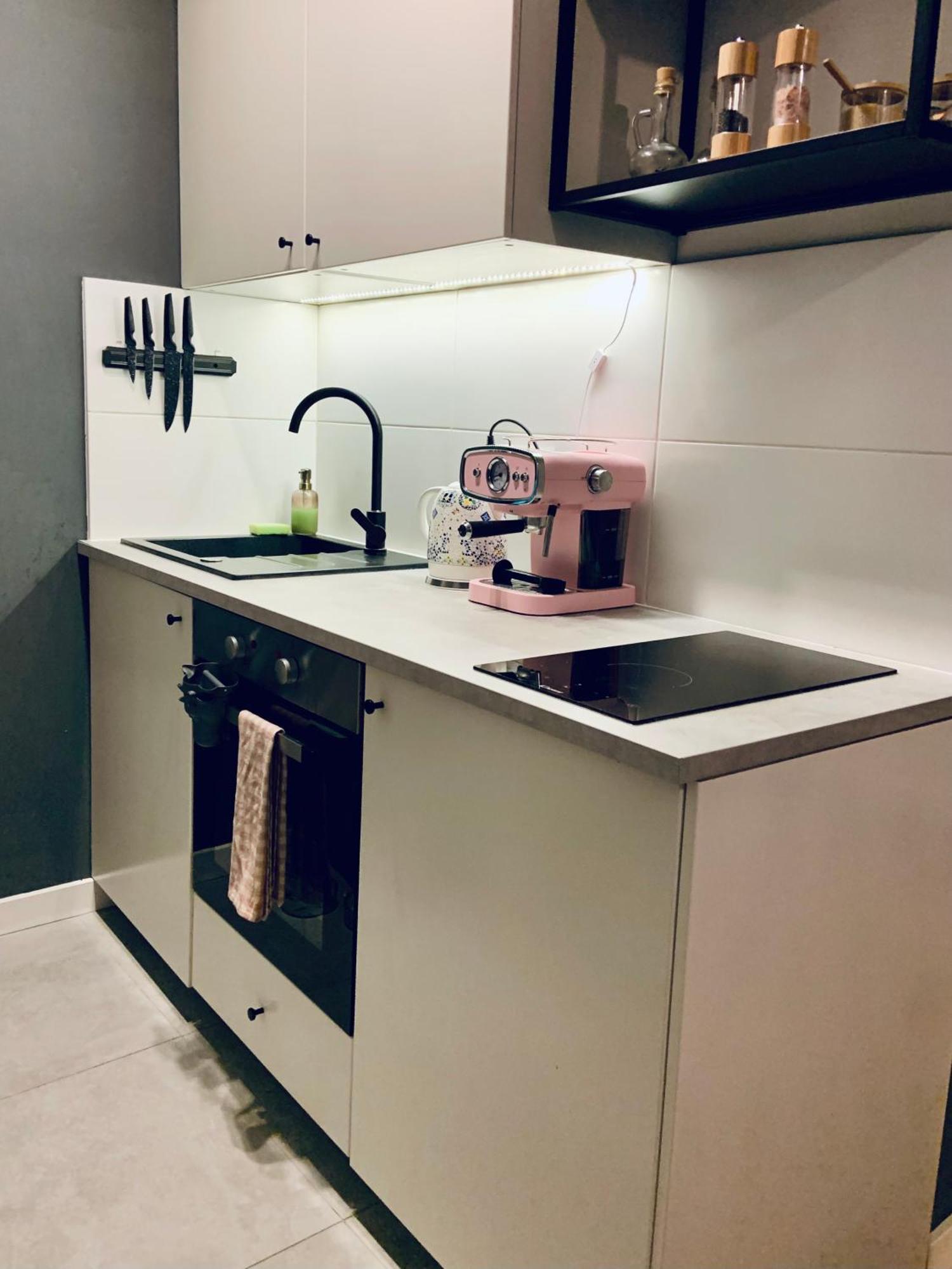 Garden Place Apartment ワルシャワ エクステリア 写真