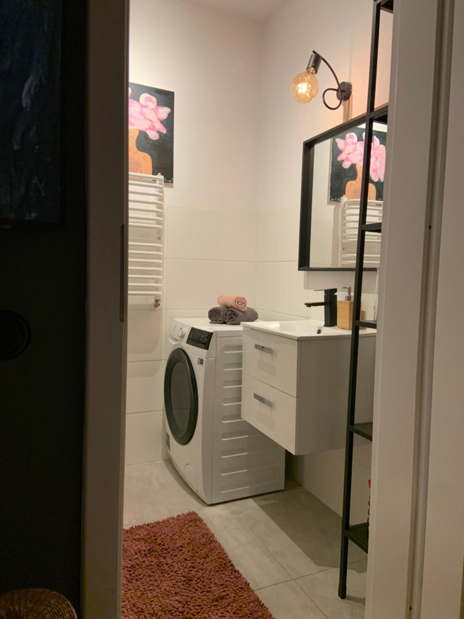 Garden Place Apartment ワルシャワ エクステリア 写真