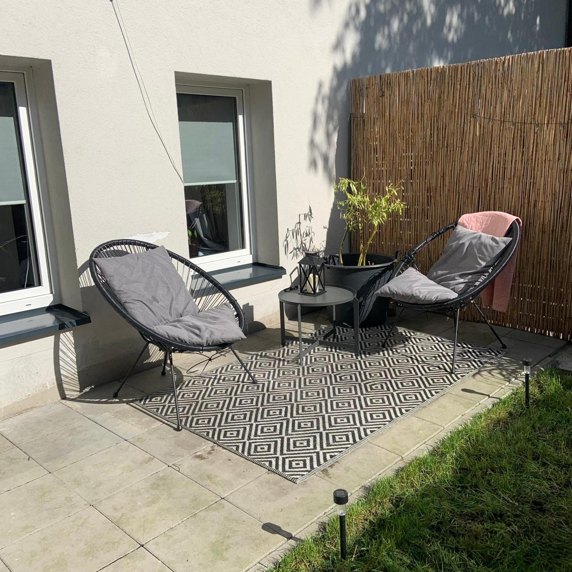 Garden Place Apartment ワルシャワ エクステリア 写真